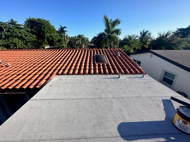 Rainbow Roofing Solutions, LLC providing residential roofing repairs in Fort Lauderdale, Florida, including roof leak repair, shingle repair, tile repair, flashing repair, roof inspections, and storm damage support.