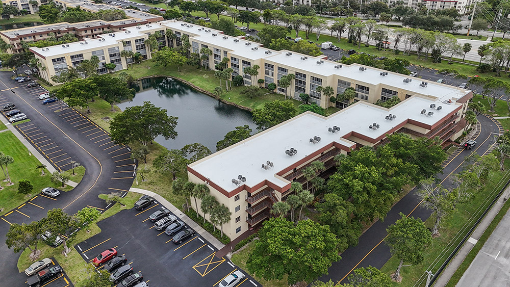 Commercial Roofing Build